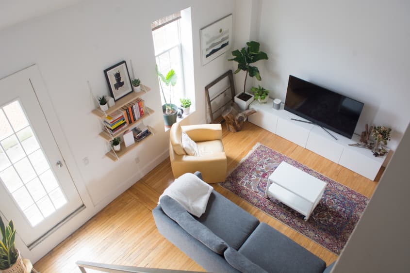 House Tour A Minimal, Modern, Bright Toronto Loft Apartment Therapy